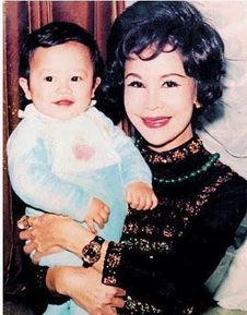 港星玩游戏爆料整容视频,揭秘港圈美容秘密 第3张 港星玩游戏爆料整容视频,揭秘港圈美容秘密 第3张